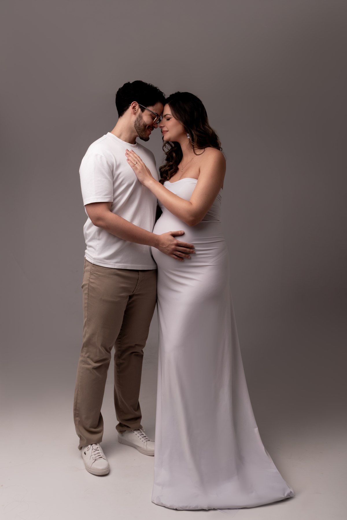 ensaio-gestante-estudio-fashion-clean-brooklin-itaim-bibi-morumbi-ibirapuera-campo-belo-newborn-santo-amaro-osasco
