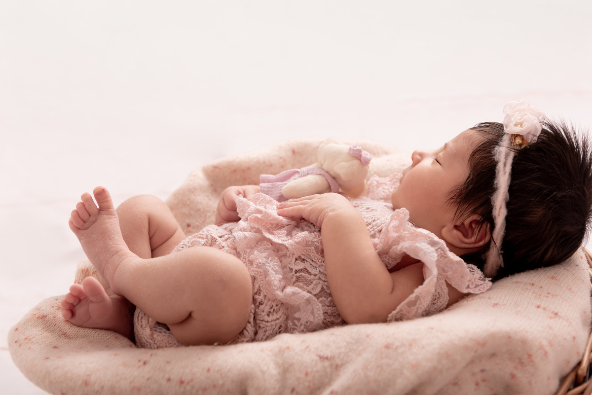ensaio-newborn-menina-brooklin-moema-itaim-bibi-campo-belo-morumbi-ibirapuera-santo-amaro-berrini-ipiranga