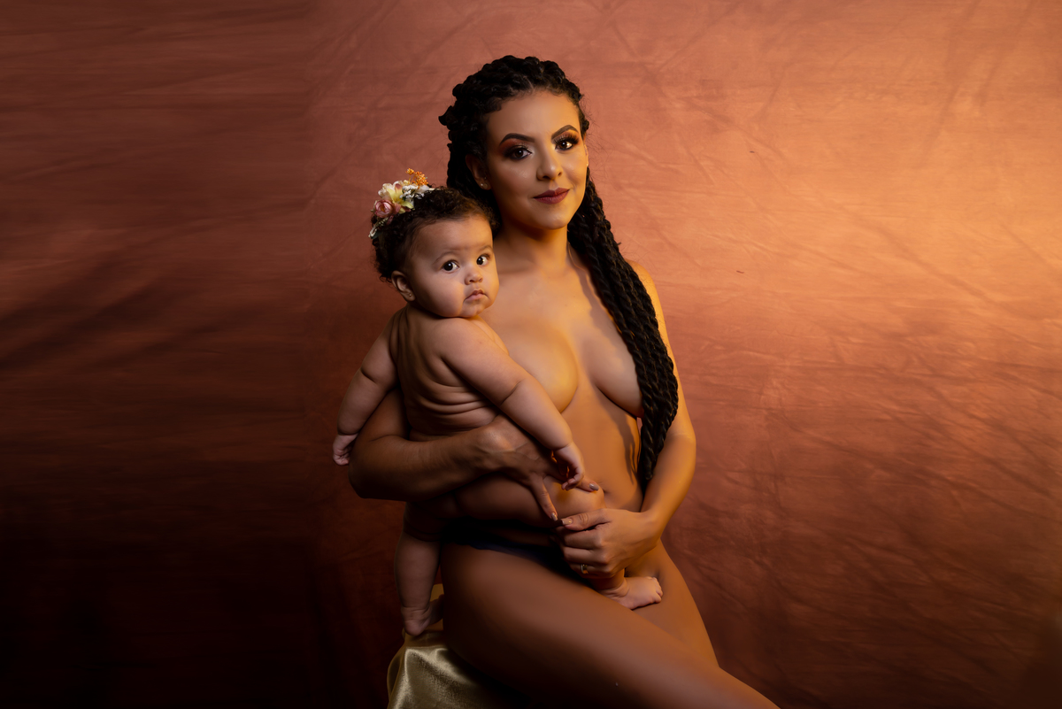 Ensaio mãe e bebe milk bath Santo André - Thais Castro Fotografia