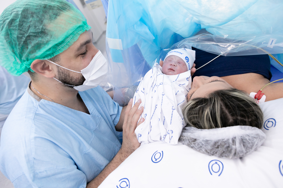 Cobertura fotográfica de parto - Thais Castro Fotografia