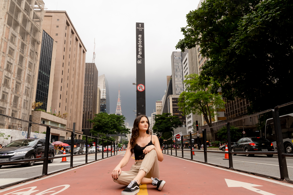 Ensaio debutante avenida Paulista Thais Castro Fotografia