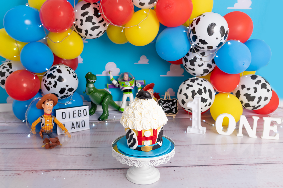 Ensaio Smash the cake Toy Story- Santo André - Thais Castro Fotografia