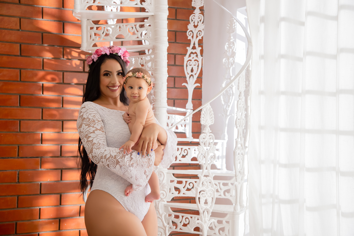 Ensaio Mãe e filha milk bath Santo André Amamentação - Thais Castro Fotografia