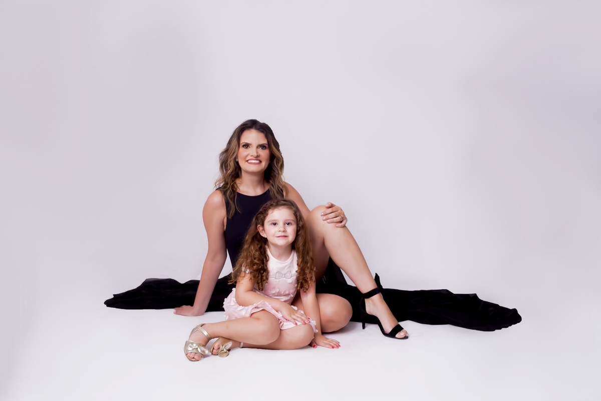 Ensaio Mãe e filha milk bath Santo André Amamentação - Thais Castro Fotografia