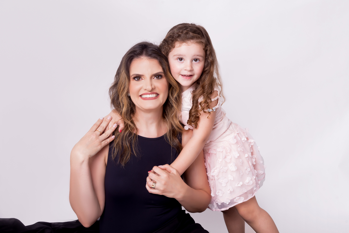 Ensaio Mãe e filha milk bath Santo André Amamentação - Thais Castro Fotografia