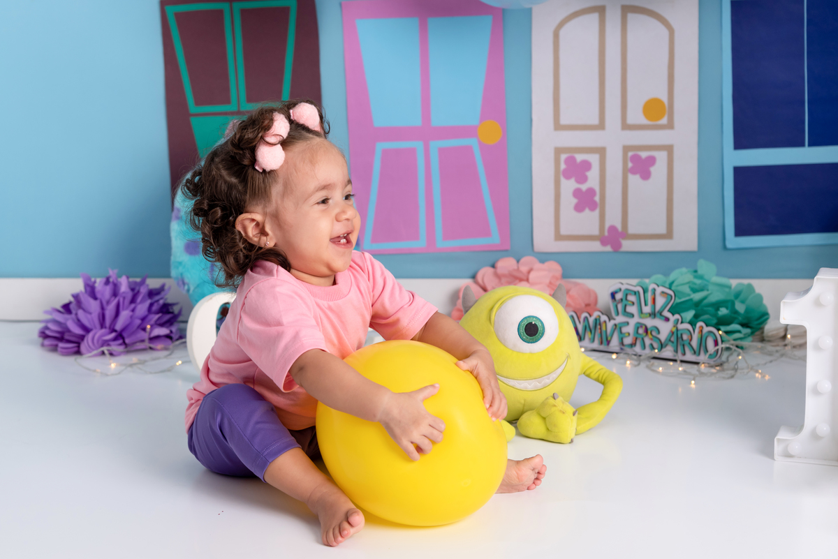 Smash the cake Monstros SA gemeos - Santo André - Estúdio Thais Castro