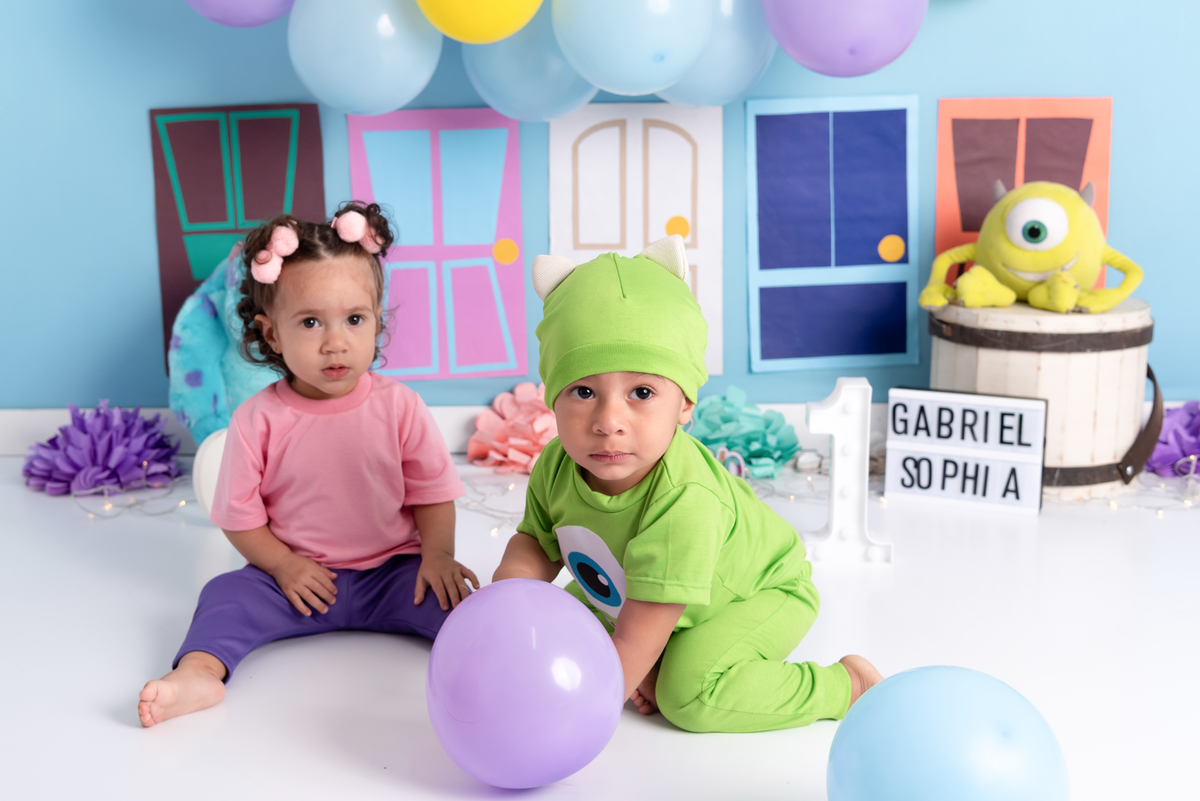 Smash the cake Monstros SA gemeos - Santo André - Estúdio Thais Castro