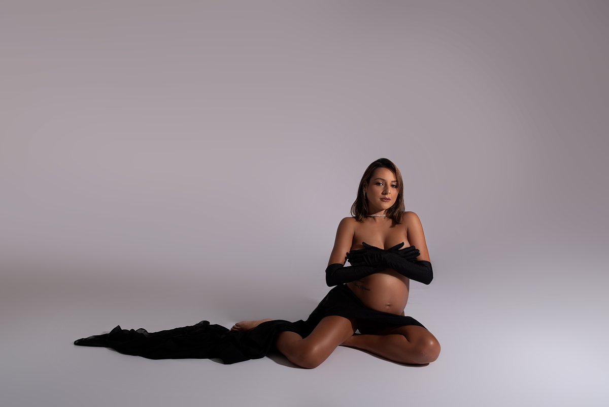 Ensaio gestante luxo estúdio Thais Castro Fotografia