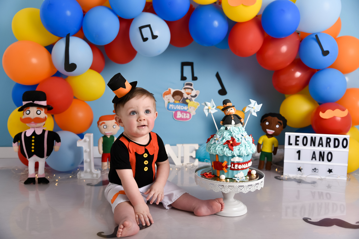 Smash the cake Mundo Bita - Estúdio Thais Castro