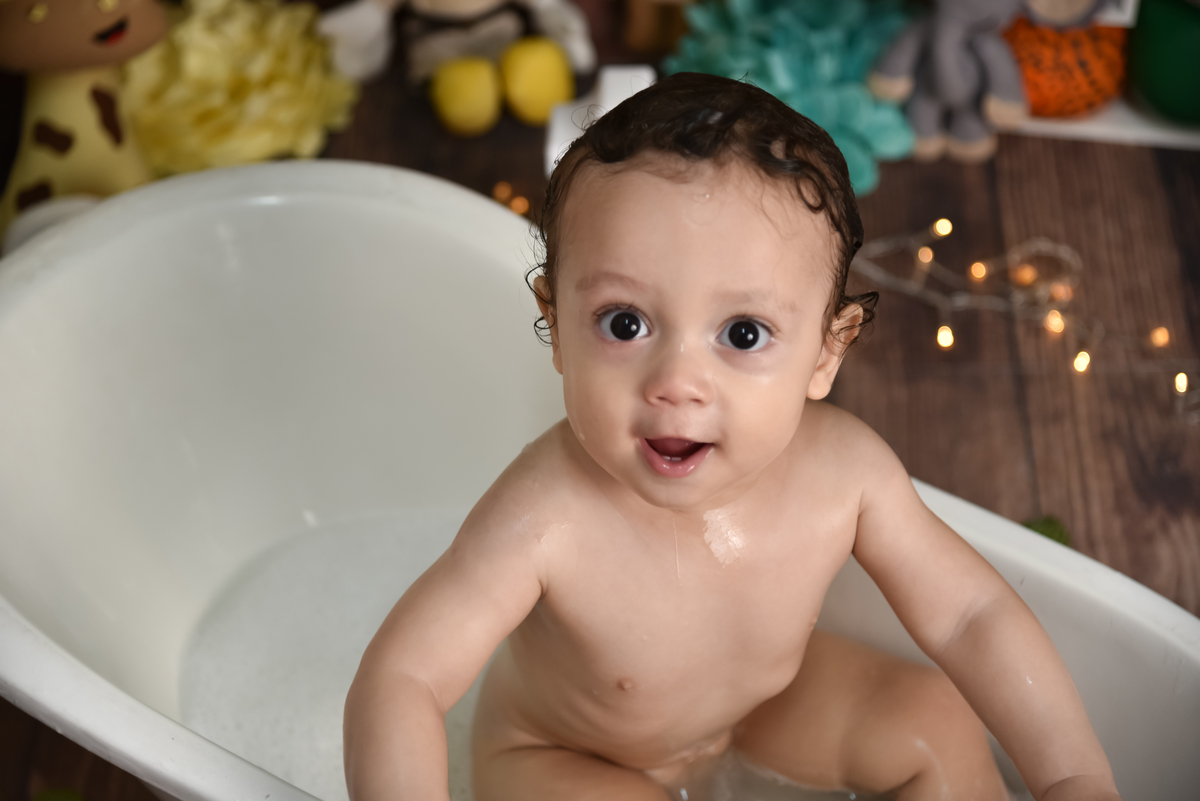 Smash the cake Mickey Safari Estudio Thais Castro