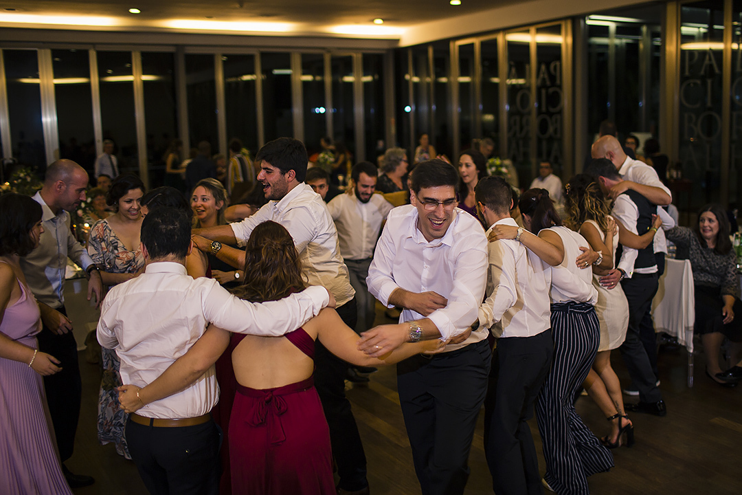 Festa com convidados