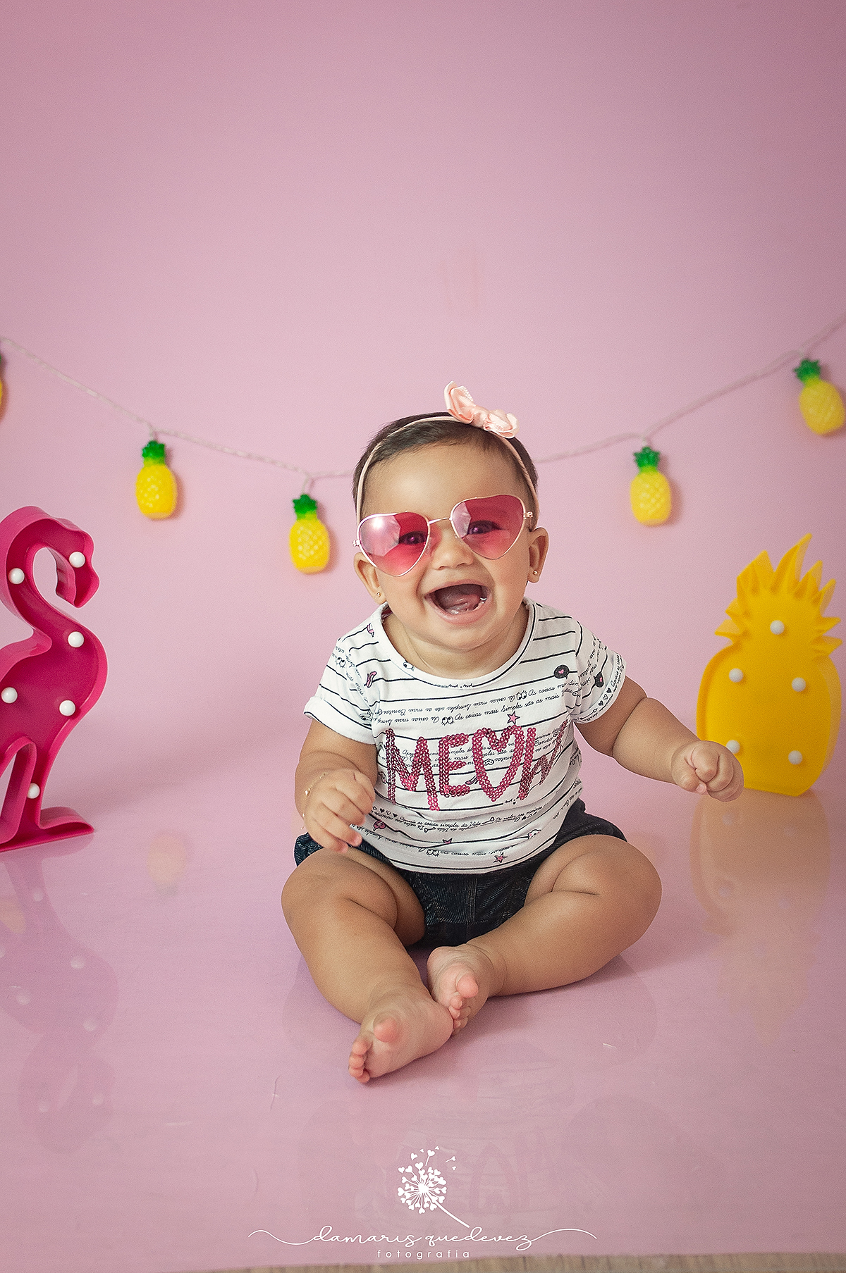 Sessão de Bebês realizada no estúdio da Fotógrafa Damaris Quedevez. Eles amam as brincadeiras e serem fotografas por quem ama brincar com eles. | Volta Redonda Barra Mansa Barra do Piraí | Newborn Gestante Bebês Aniversário Família