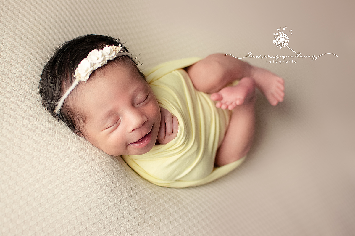 Ensaio newborn e gestante em Barra Mansa e Volta Redonda - Rio de Janeiro | Fotógrafa Damaris Quedevez faz ensaio lindo com recém-nascido - Mãe de menina - Mãe de menino - Ensaio de recém-nascido - Gestante