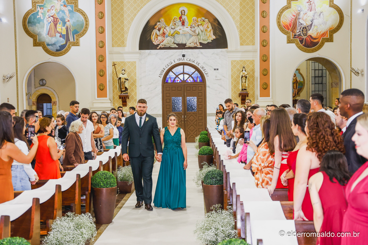 Fotografo para Casamento-Bom Repouso-Cambui-Senador Amaral-estiva-camanducaia-Corrego Bom Do Jesus-Borda da Mata-Tocos do Mogim- minas Gerais
