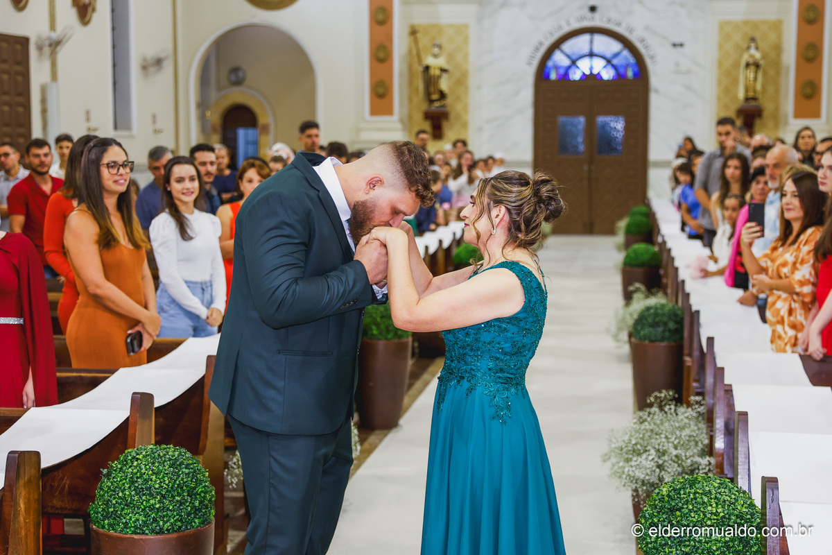 Fotografo para Casamento-Bom Repouso-Cambui-Senador Amaral-estiva-camanducaia-Corrego Bom Do Jesus-Borda da Mata-Tocos do Mogim- minas Gerais