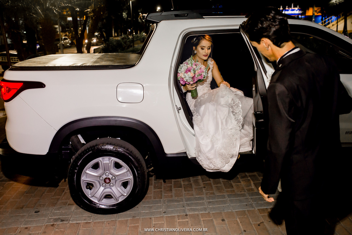 Casamento - Flávia Araújo - Ítalo Crawford - Igreja Matriz de Santo Antônio - Curvelo MG - Casando no Interior