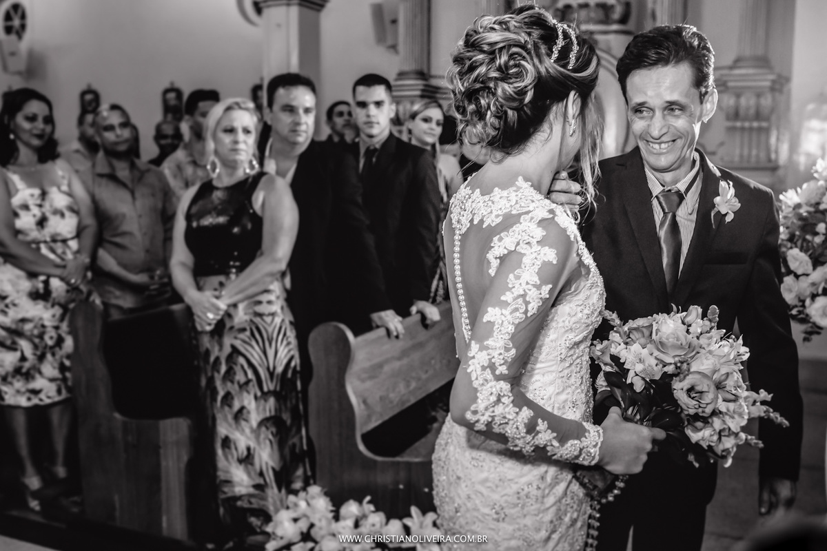 Casamento - Flávia Araújo - Ítalo Crawford - Igreja Matriz de Santo Antônio - Curvelo MG - Casando no Interior