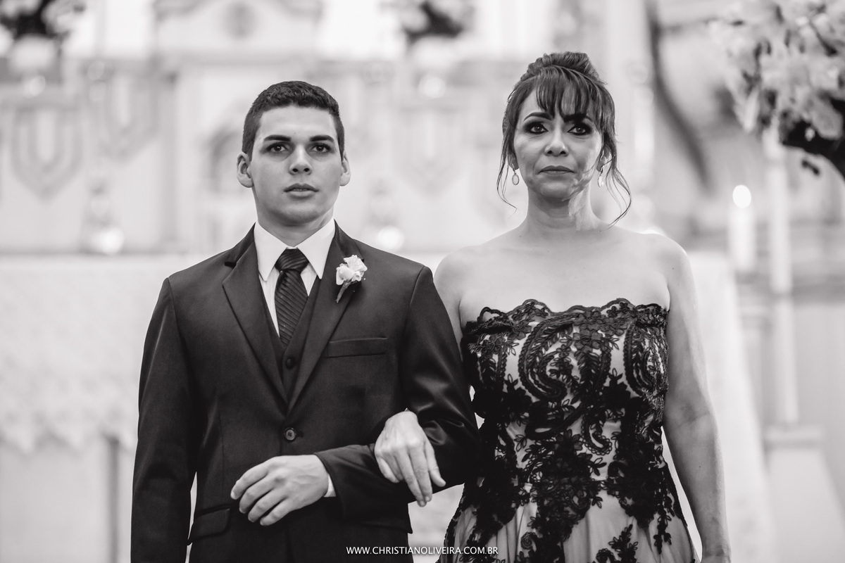 Casamento - Flávia Araújo - Ítalo Crawford - Igreja Matriz de Santo Antônio - Curvelo MG - Casando no Interior