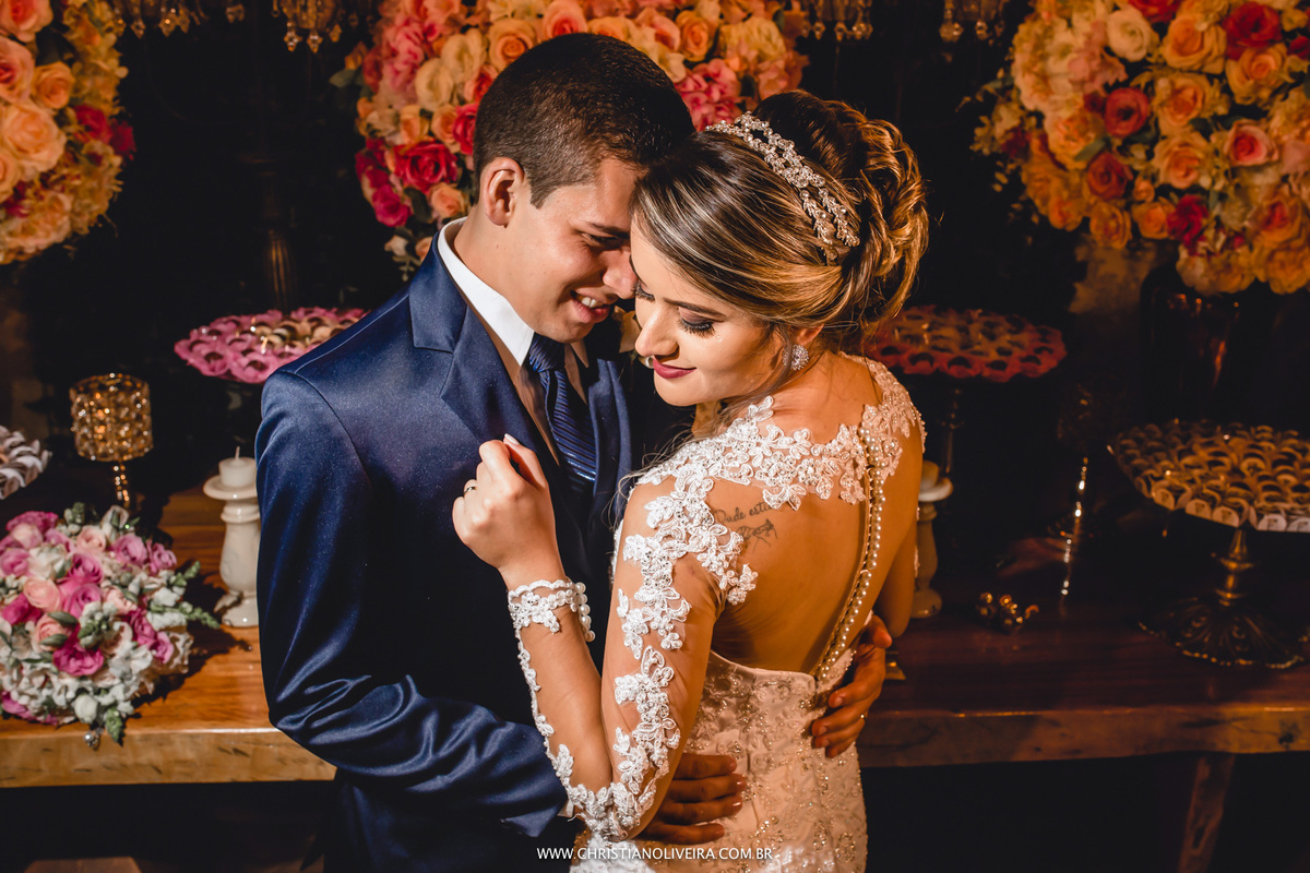 Casamento - Flávia Araújo - Ítalo Crawford - Igreja Matriz de Santo Antônio - Curvelo MG - Casando no Interior - Decoração - Wanessa Oliveira Decor