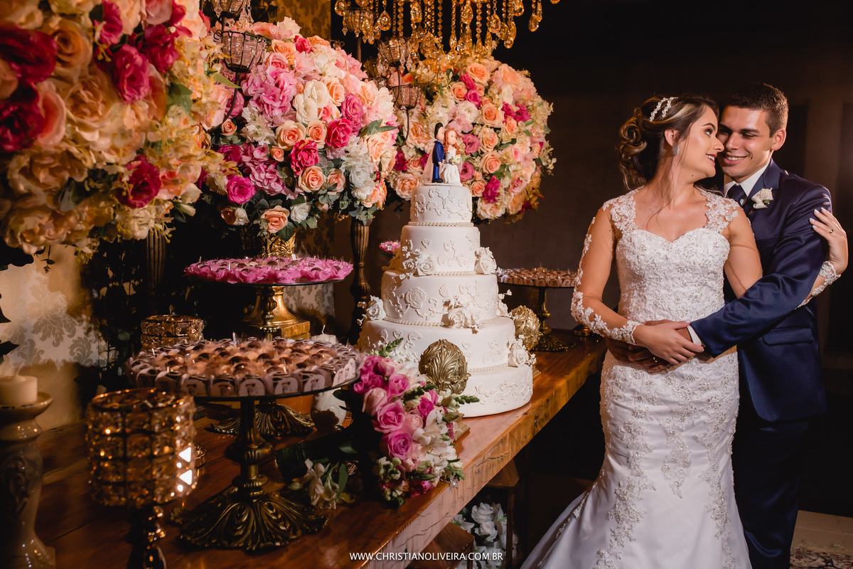Casamento - Flávia Araújo - Ítalo Crawford - Igreja Matriz de Santo Antônio - Curvelo MG - Casando no Interior - Decoração - Wanessa Oliveira Decor