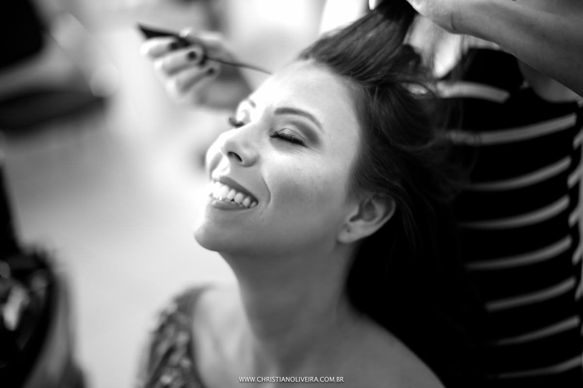 Lívia Matoso - Thiago Drumond - Casamento - Curvelo - MG - Vestido - Noiva - Juçara Guimarães - Christian Oliveira Fotografia - Casando no Interior - Blog - Chuva de Arroz