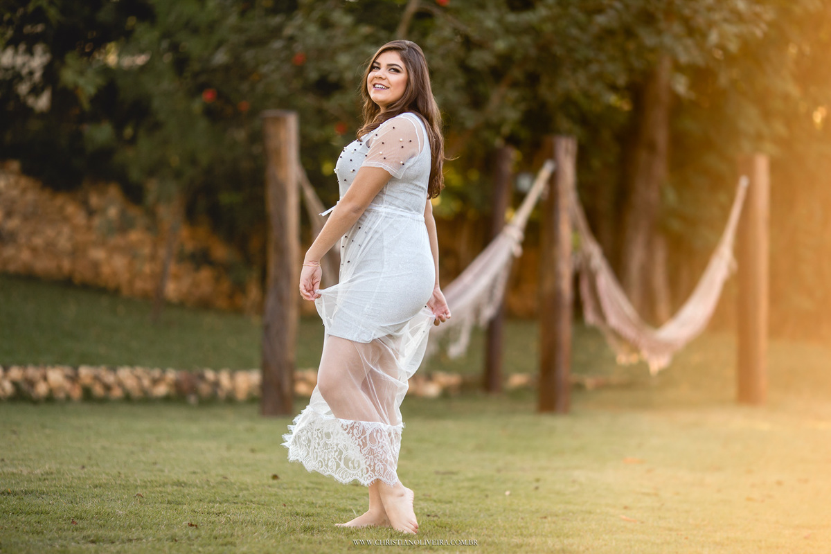 Queren Rodrigues - Debutante - Debuteen - Inesquecível 15 Anos - 15 Anos - Fifteen - Arraial do Conto - Corinto - Cordisburgo - MG - Christian Oliveira Fotografia - Resort - Hotel Fazenda - Book - Álbum - Esther Santos - Diagramação