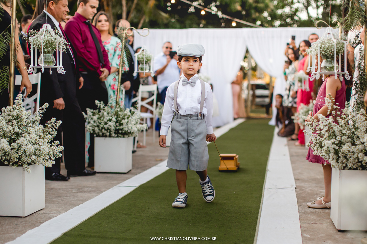 Casamento_Fazenda-Matogrosso_Curvelo_Inimutaba_MG_Grupo-Chuva-de-Arroz_Casando-no-Interior_Noiva_Christian-Oliveira-Fotografia_Casando-no-Campo_Dia_Por-do-Sol_Wedding_Maria-Cristina_Paulo-Henrique_Noivos