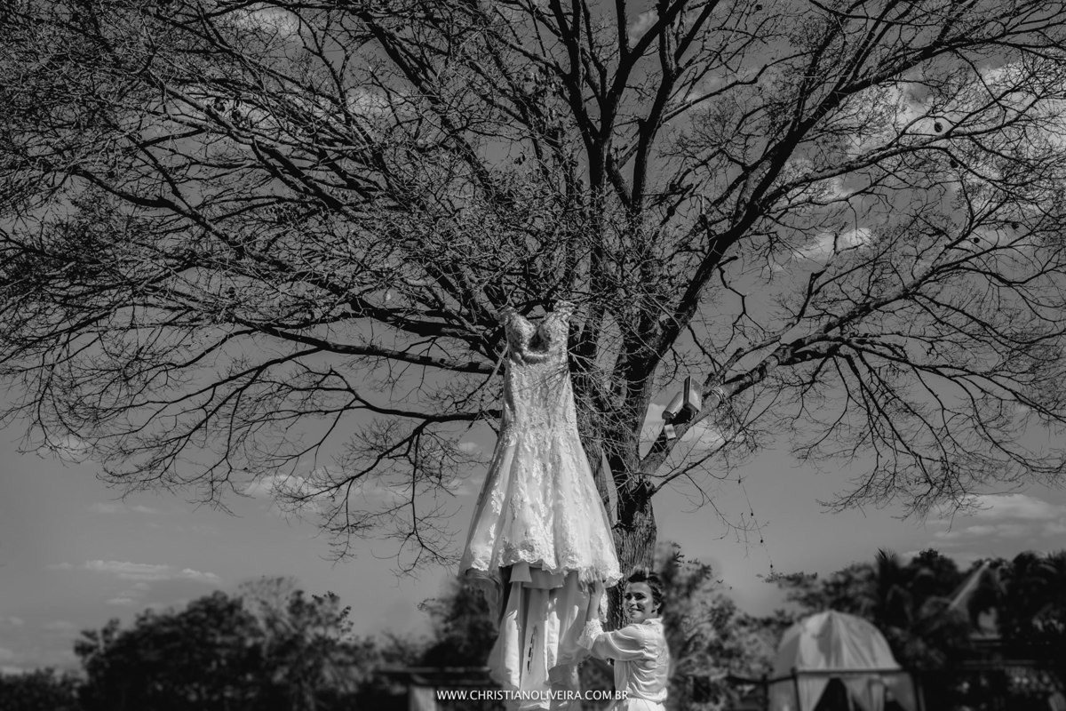 Casamento Jéssica Veiga e Marcelo Alessandrini_Fazenda Matogrosso_Curvelo-MG_Fotografo Christian Oliveira_Vestido Geanfranck Fonseca_Casando de Dia_Casando no Interior_Grupo Chuva de Arroz_Viviane Menezes_Assessoria de Casamento_Esther Santos Álbuns_NOIVA