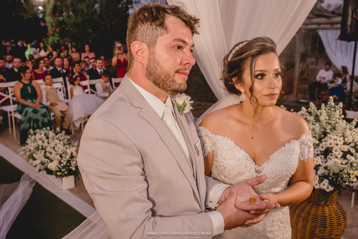 Casamento Jéssica Veiga e Marcelo Alessandrini_Fazenda Matogrosso_Curvelo-MG_Fotografo Christian Oliveira_Vestido Geanfranck Fonseca_Casando de Dia_Casando no Interior_Grupo Chuva de Arroz_Viviane Menezes_Assessoria de Casamento_Esther Santos Álbuns_NOIVA