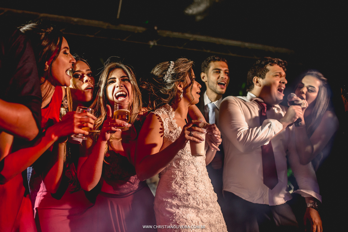 Casamento Jéssica Veiga e Marcelo Alessandrini_Fazenda Matogrosso_Curvelo-MG_Fotografo Christian Oliveira_Vestido Geanfranck Fonseca_Casando de Dia_Casando no Interior_Grupo Chuva de Arroz_Viviane Menezes_Assessoria de Casamento_Esther Santos Álbuns_NOIVA