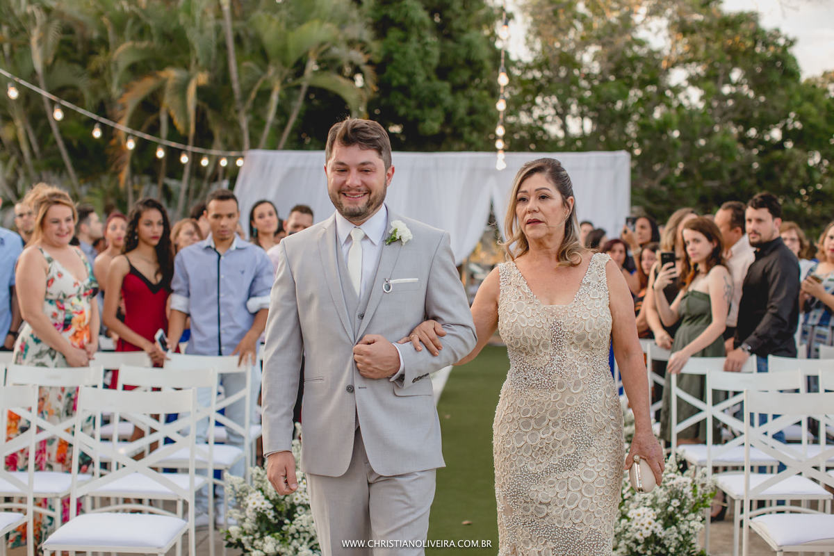 Casamento Jéssica Veiga e Marcelo Alessandrini_Fazenda Matogrosso_Curvelo-MG_Fotografo Christian Oliveira_Vestido Geanfranck Fonseca_Casando de Dia_Casando no Interior_Grupo Chuva de Arroz_Viviane Menezes_Assessoria de Casamento_Esther Santos Álbuns_NOIVA