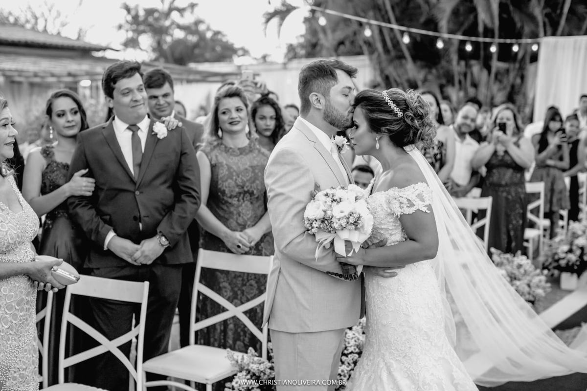 Casamento Jéssica Veiga e Marcelo Alessandrini_Fazenda Matogrosso_Curvelo-MG_Fotografo Christian Oliveira_Vestido Geanfranck Fonseca_Casando de Dia_Casando no Interior_Grupo Chuva de Arroz_Viviane Menezes_Assessoria de Casamento_Esther Santos Álbuns_NOIVA