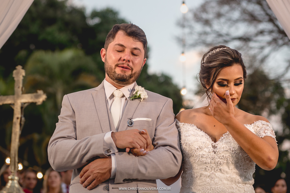 Casamento Jéssica Veiga e Marcelo Alessandrini_Fazenda Matogrosso_Curvelo-MG_Fotografo Christian Oliveira_Vestido Geanfranck Fonseca_Casando de Dia_Casando no Interior_Grupo Chuva de Arroz_Viviane Menezes_Assessoria de Casamento_Esther Santos Álbuns_NOIVA