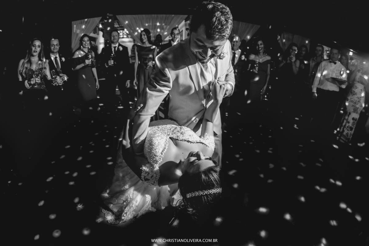 Casamento Jéssica Veiga e Marcelo Alessandrini_Fazenda Matogrosso_Curvelo-MG_Fotografo Christian Oliveira_Vestido Geanfranck Fonseca_Casando de Dia_Casando no Interior_Grupo Chuva de Arroz_Viviane Menezes_Assessoria de Casamento_Esther Santos Álbuns_NOIVA