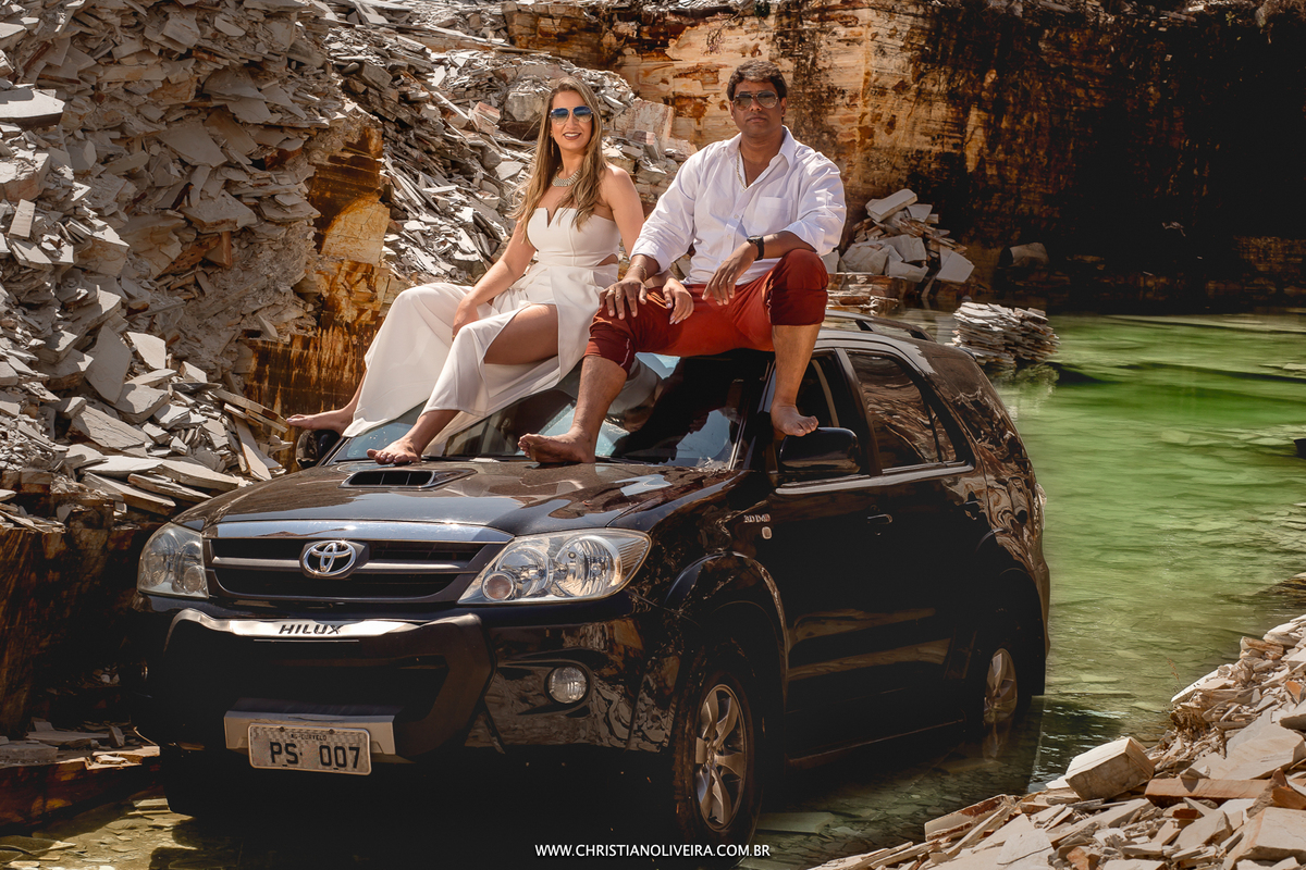 MG_Noiva_Christian Oliveira Fotografia_Noivos_Grupo Chuva de Arroz_Lancha_Drone