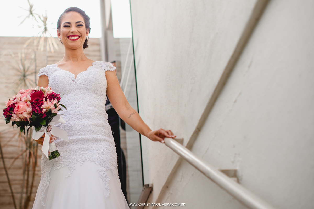 Casamento_Deborah e Lucas_Casando no Interior_noiva_Wedding_Grupo Chuva de Arroz_Fotografia Christian Oliveira_Fotos de Casamento Diferente_Fotos com Sentimento_Fotografia com Poesia_Casando no Interior_Inimutaba_MG_Dia da Noiva_Marina Freitas