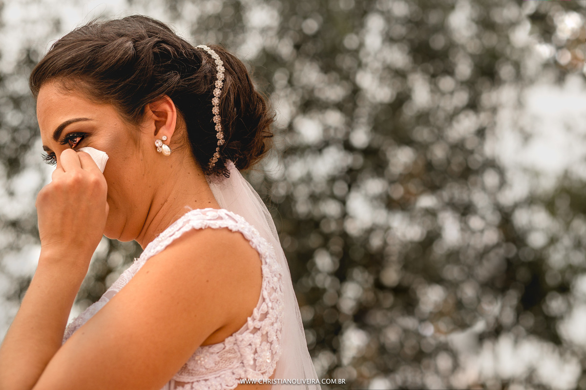 Casamento_Deborah e Lucas_Casando no Interior_noiva_Wedding_Grupo Chuva de Arroz_Fotografia Christian Oliveira_Fotos de Casamento Diferente_Fotos com Sentimento_Fotografia com Poesia_Casando no Interior_Inimutaba_MG_Emoção