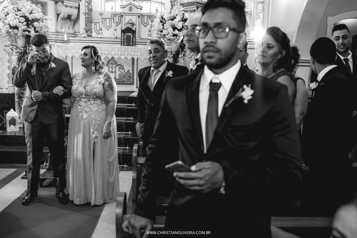 Casamento_Thais e Adalgisio_Curvelo_MG_Igreja_Matriz_Santo Antonio_Grupo_Chuva de Arroz_Christian Oliveira Fotografia_Wedding_Casando no Interior1