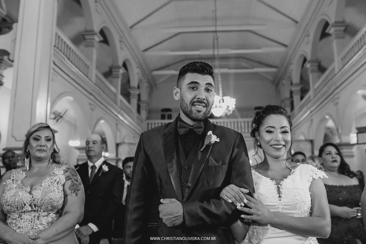 Casamento_Thais e Adalgisio_Curvelo_MG_Igreja_Matriz_Santo Antonio_Grupo_Chuva de Arroz_Christian Oliveira Fotografia_Wedding_Casando no Interior1