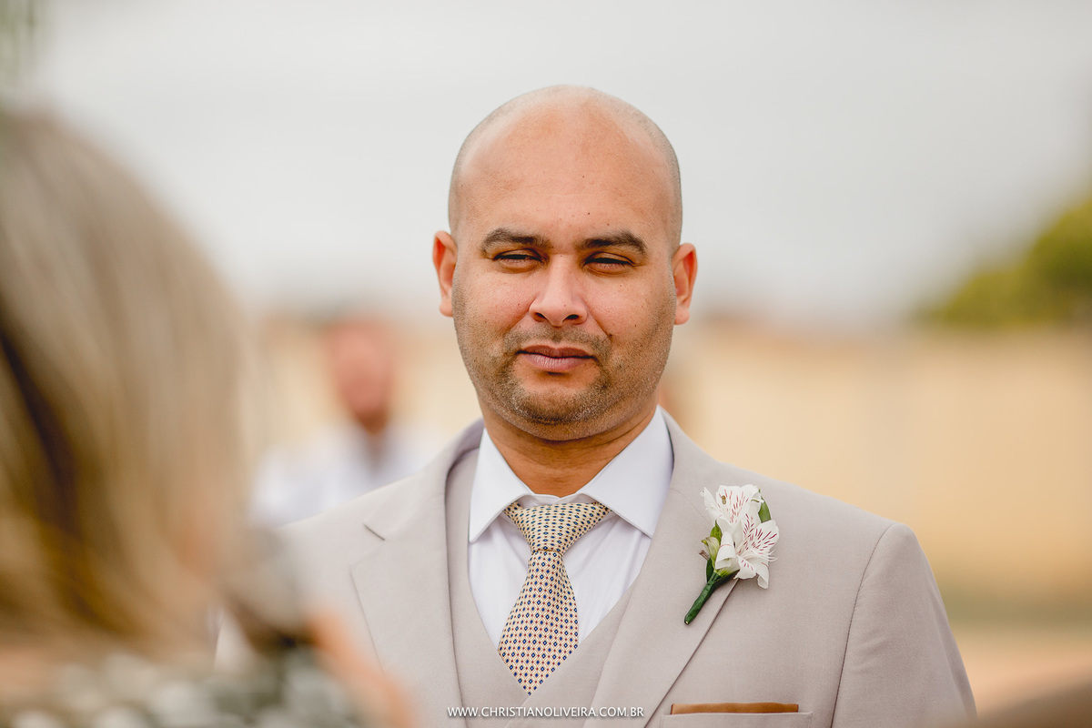 Casamento Civil_Marcelle e Gerson_Noivos_Grupo_Chuva de Arroz_Curvelo_MG_Wedding_Bride_Noiva_Vestido_Tete_Rezende_Unique_Casando_Interior_Dia_Ar_Livre