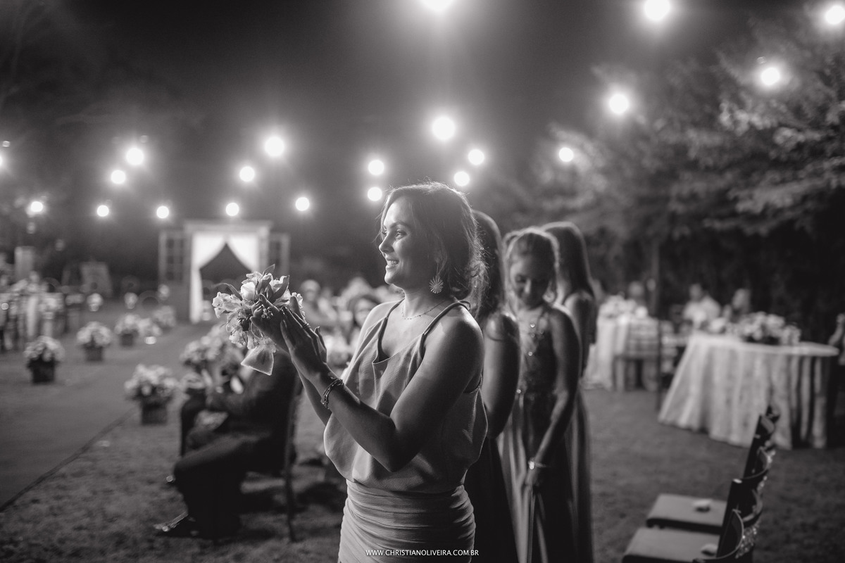 Renovação Votos_Casamento_Noivos_Grupo_Chuva de Arroz_Maria do Carmo_Luiz Cassimiro_Bodas de Ouro_50 anos_Fotografia_Christian Oliveira_Wedding_Dia_Fazenda_Curvelo_MG