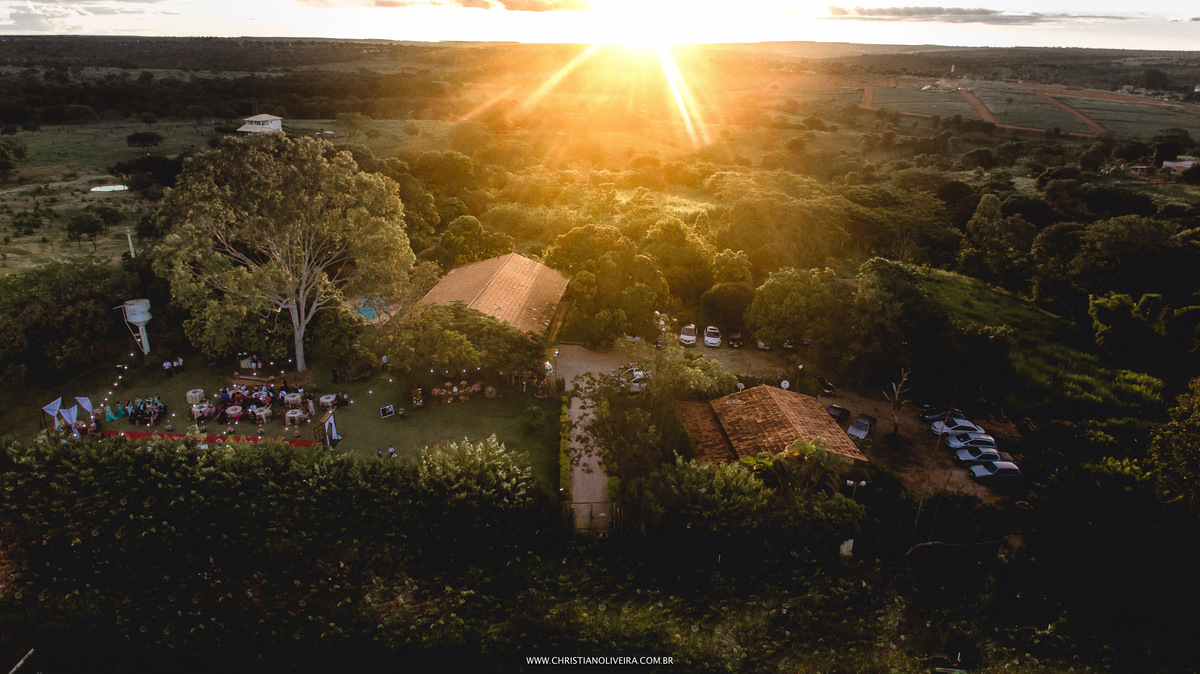 Renovação Votos_Casamento_Noivos_Grupo_Chuva de Arroz_Maria do Carmo_Luiz Cassimiro_Bodas de Ouro_50 anos_Fotografia_Christian Oliveira_Wedding_Dia_Fazenda_Curvelo_MG