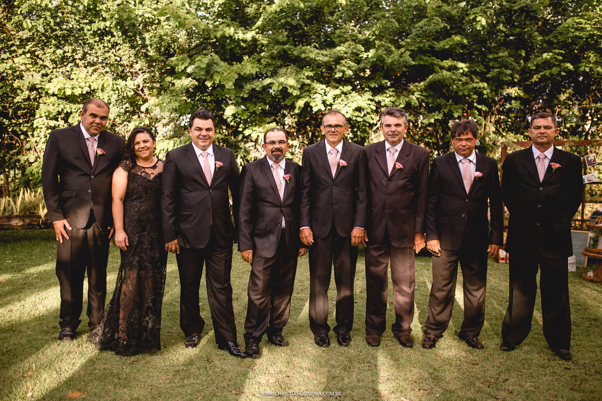 Renovação Votos_Casamento_Noivos_Grupo_Chuva de Arroz_Maria do Carmo_Luiz Cassimiro_Bodas de Ouro_50 anos_Fotografia_Christian Oliveira_Wedding_Dia_Fazenda_Curvelo_MG