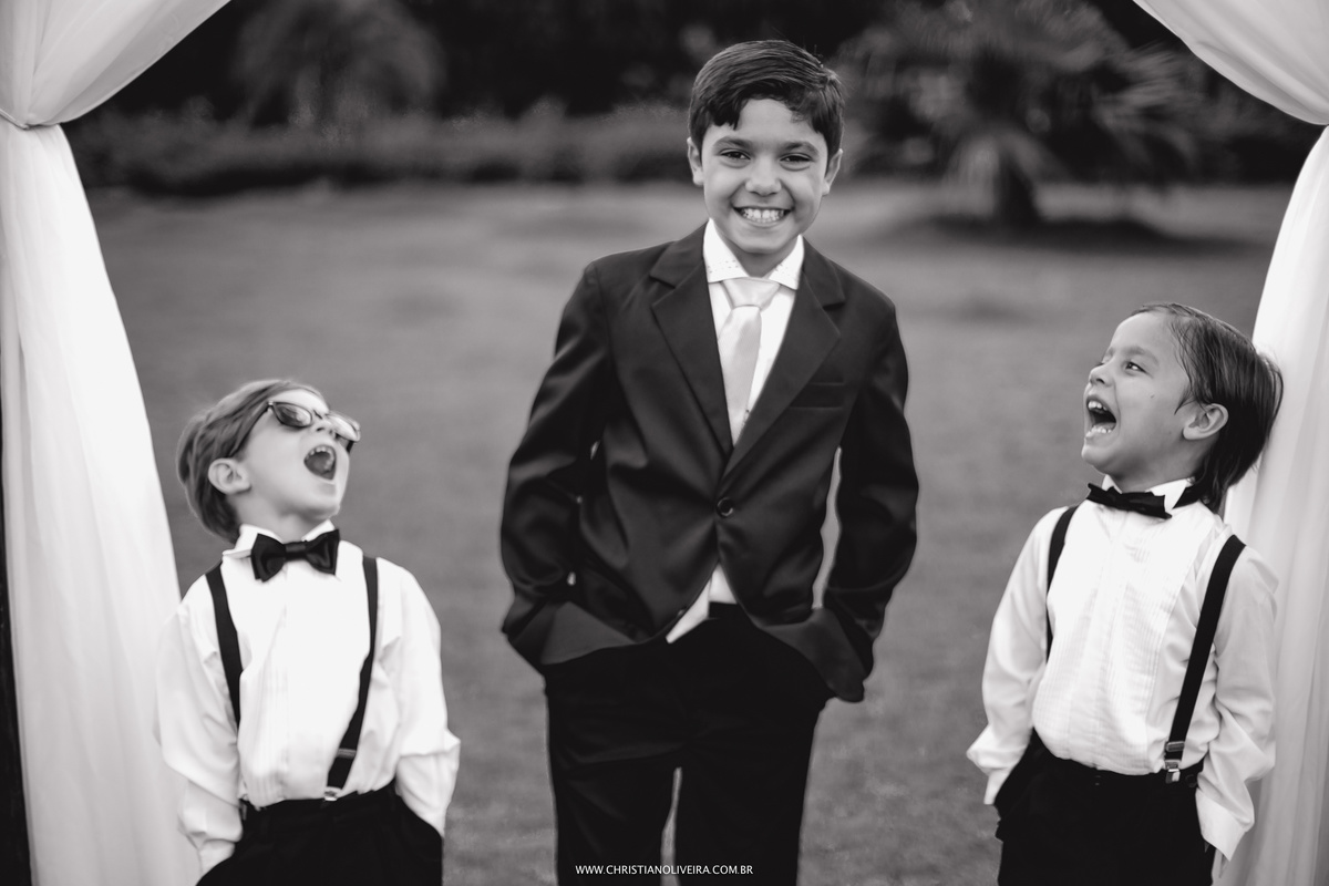 Renovação Votos_Casamento_Noivos_Grupo_Chuva de Arroz_Maria do Carmo_Luiz Cassimiro_Bodas de Ouro_50 anos_Fotografia_Christian Oliveira_Wedding_Dia_Fazenda_Curvelo_MG