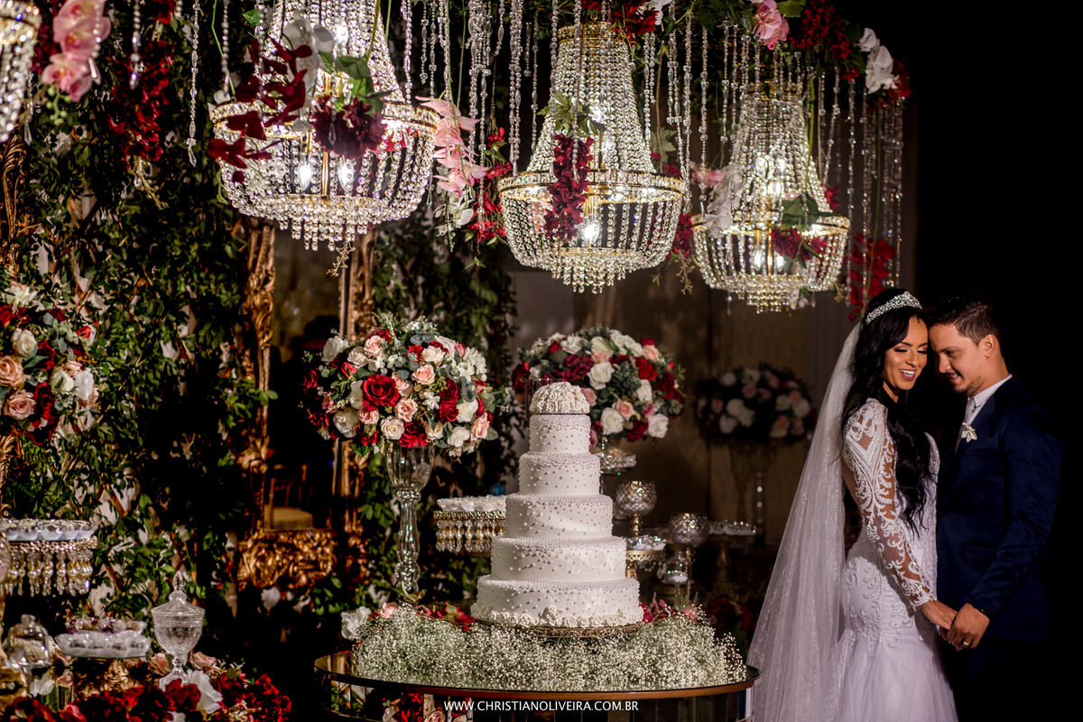 Casamento_Três Marias_MG_Noivos_Grupo_Chuva de Arroz_Vestido_Noiva_Buque_Bride_Fotografo_Christian Oliveira_Casando no Interior_Pousada_Recanto das Palmeiras_3M_Esther Santos_Dia da Noiva_Cerimonial_Assessoria_Decoração_Buffet