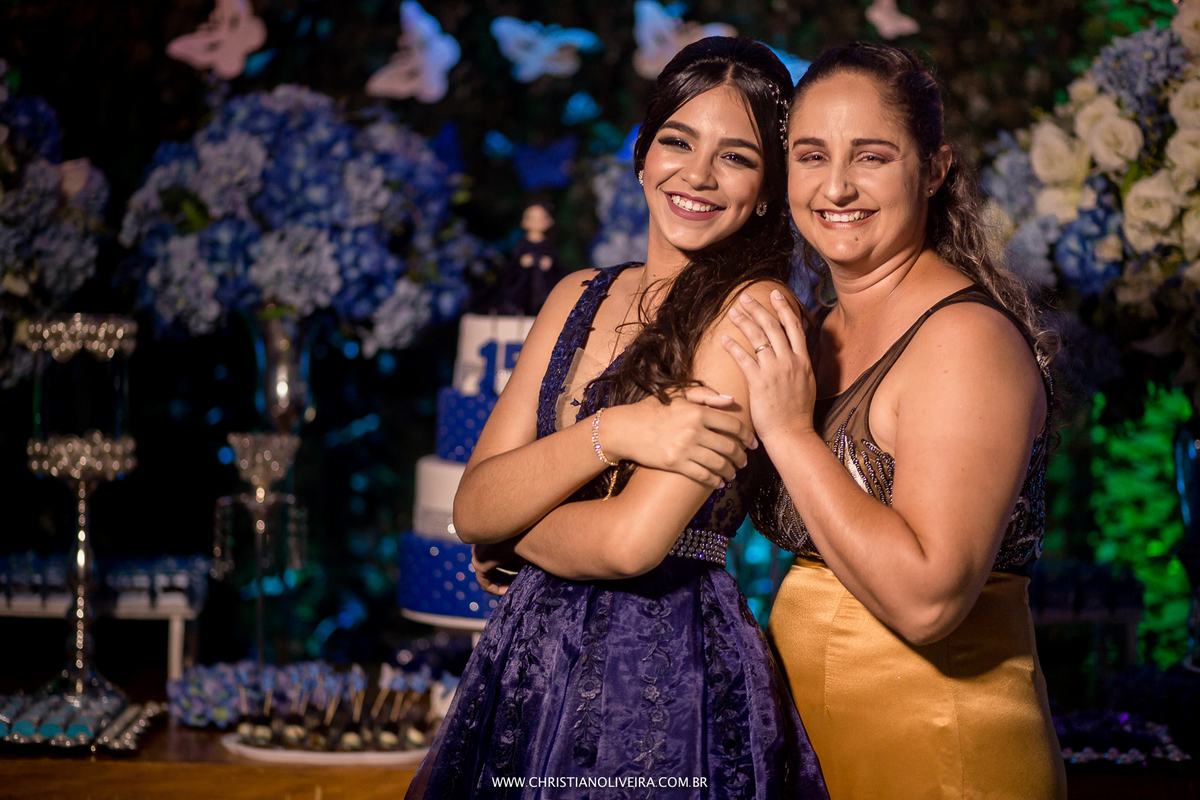 Festa 15 Anos_Elisa Almeida_Fotografia_Christian Oliveira_Esther Santos_Fotografos_Curvelo_Grupo_Chuva-de-Arroz_Estilista Nilson Almeida_Decoração_Wanessa Oliveira Decor_Praça Esporte_Inimutaba-MG