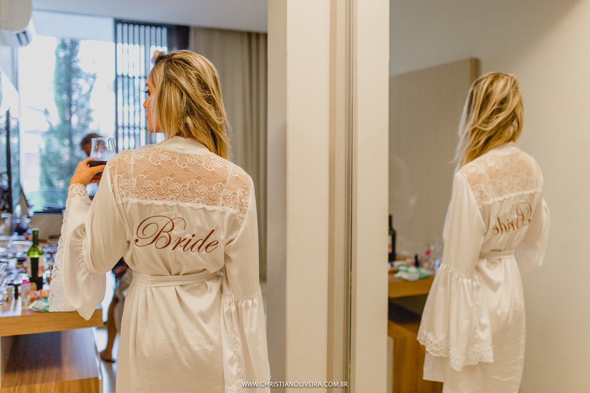 Casamento Civil_Efeito Religioso_Noivos_Paulla e Rafael_Noiva_Grupo-Chuva-de-Arroz_Fotografia_Esther Santos-e-Christian-Oliveira_Recanto Lajeado_Celebrante_Curvelo_Interior_MG_Dia da Noiva_Robe de Noiva