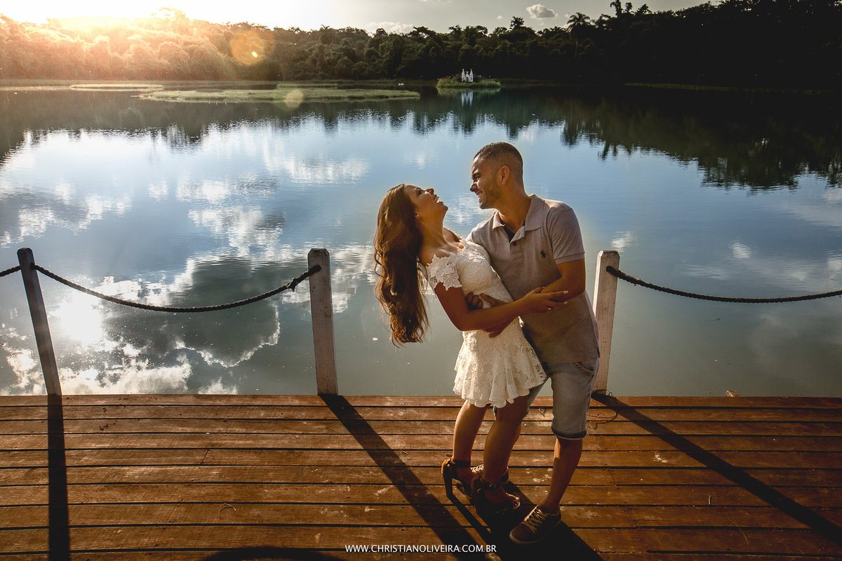 Pré Casamento_JB Lake Resort_Sete Lagoas-MG_Noivos_Lorena e Ícaro_Noiva_Curvelo_Grupo Chuva de Arroz_Wedding_Fotografo Casamento_Christian Oliveira_Por do Sol