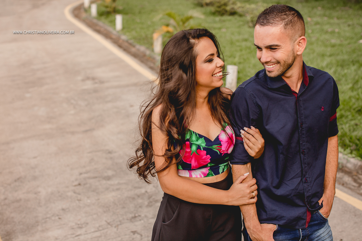 Pré Casamento_JB Lake Resort_Sete Lagoas-MG_Noivos_Lorena e Ícaro_Noiva_Curvelo_Grupo Chuva de Arroz_Wedding_Fotografo Casamento_Christian Oliveira_Por do Sol