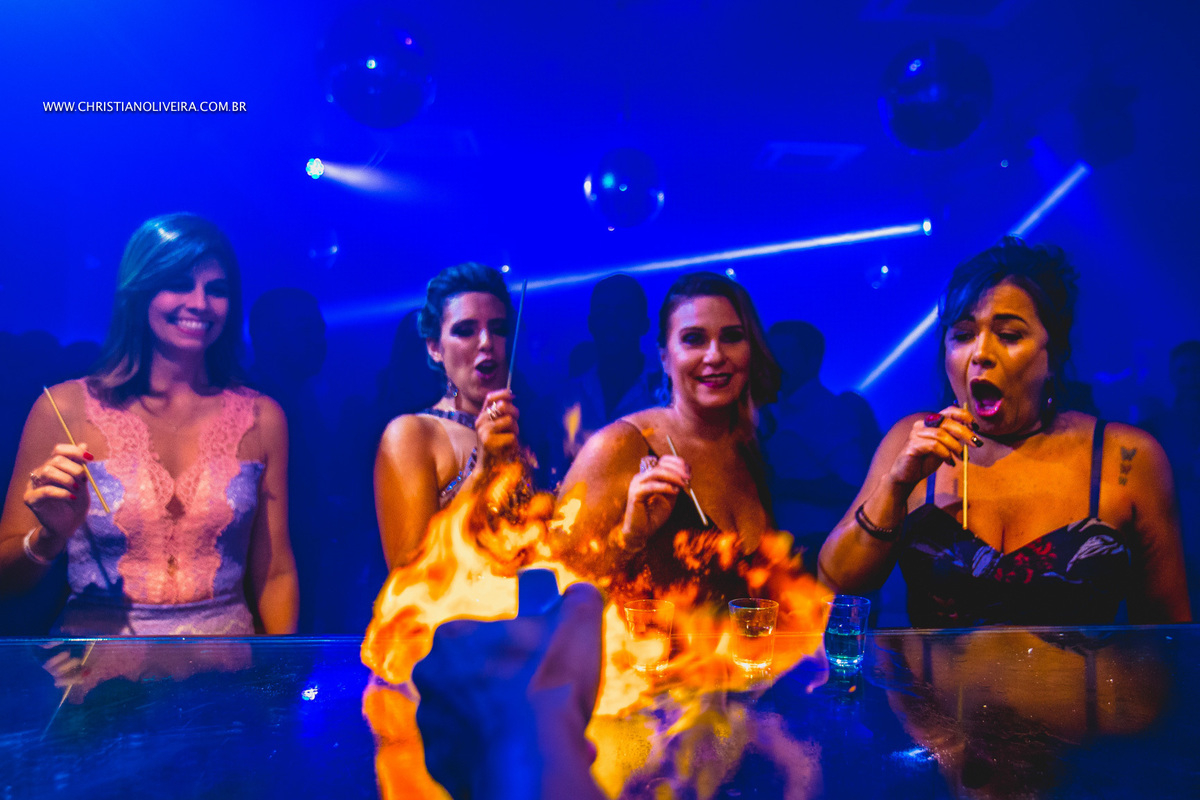Isabela Amorim_anirversário_15 Anos_Festa_Militar_Curvelo_Grupo_Chuva-de-Arroz_Espaco_Montana_Fotografia_Christian Oliveira_Esther Santos_Criativo_fotografo_Inesquecivel_Meus 15 anos_Blog_Revista_Assessoria_cerimonial_Decoração_Led_Luis Fernando_Drinks